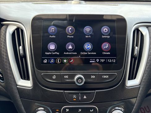 Used 2023 Chevrolet Malibu LT image 33