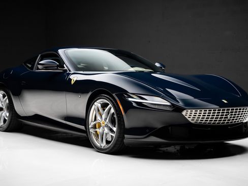 Used 2023 Ferrari Roma RWD image 88