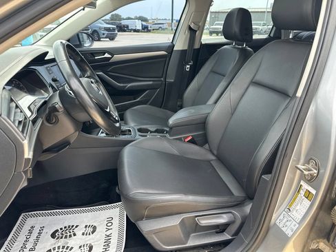 Used 2019 Volkswagen Jetta SE FWD image 11