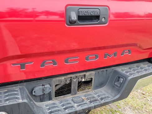 Used 2021 Toyota Tacoma SR5 image 20