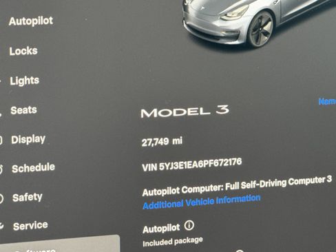 Used 2023 Tesla Model 3 Standard Range image 26