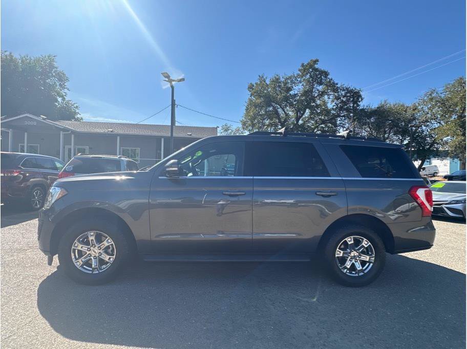 Used 2018 Ford Expedition XLT AWD/4WD image 4