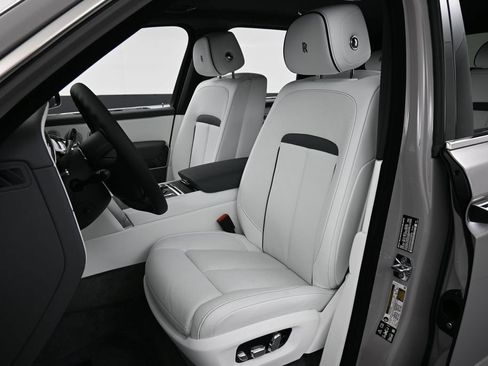 New 2026 Rolls-Royce Cullinan AWD/4WD image 5
