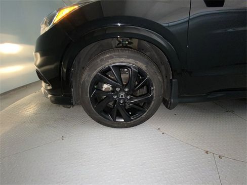 Used 2021 Honda HR-V Sport image 10