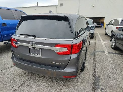 Used 2018 Honda Odyssey Elite image 12