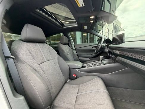 Used 2023 Honda Accord Sport image 10