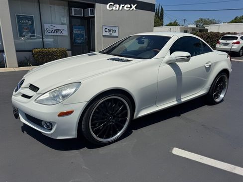 Used 2010 Mercedes-Benz SLK 350 image 10