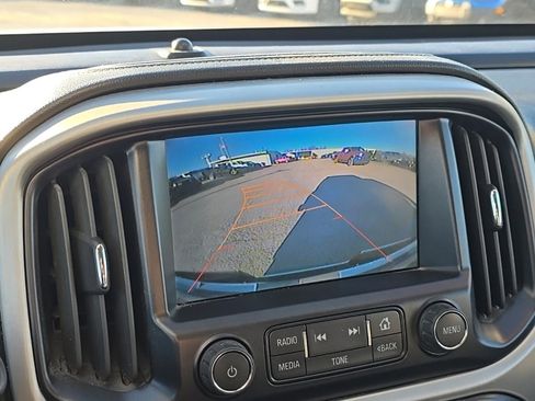 Used 2015 GMC Canyon SLT image 41