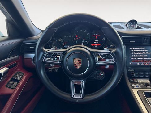 Used 2018 Porsche 911 Targa 4S AWD/4WD image 12