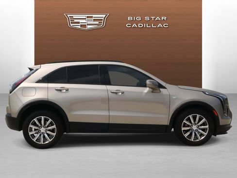 Used 2023 Cadillac XT4 Sport FWD image 6