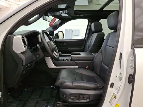 Certified 2022 Toyota Tundra Platinum w/ Advanced Package AWD/4WD image 15