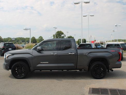 Used 2022 Toyota Tundra Limited w/ TRD Off-Road Package image 11