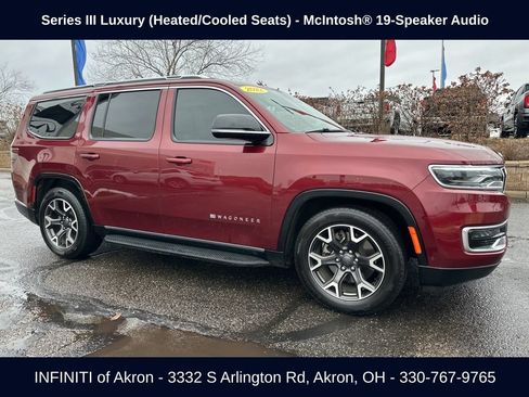 Used 2023 Jeep Wagoneer Series III w/ Preferred Equipment Group AWD/4WD image 16