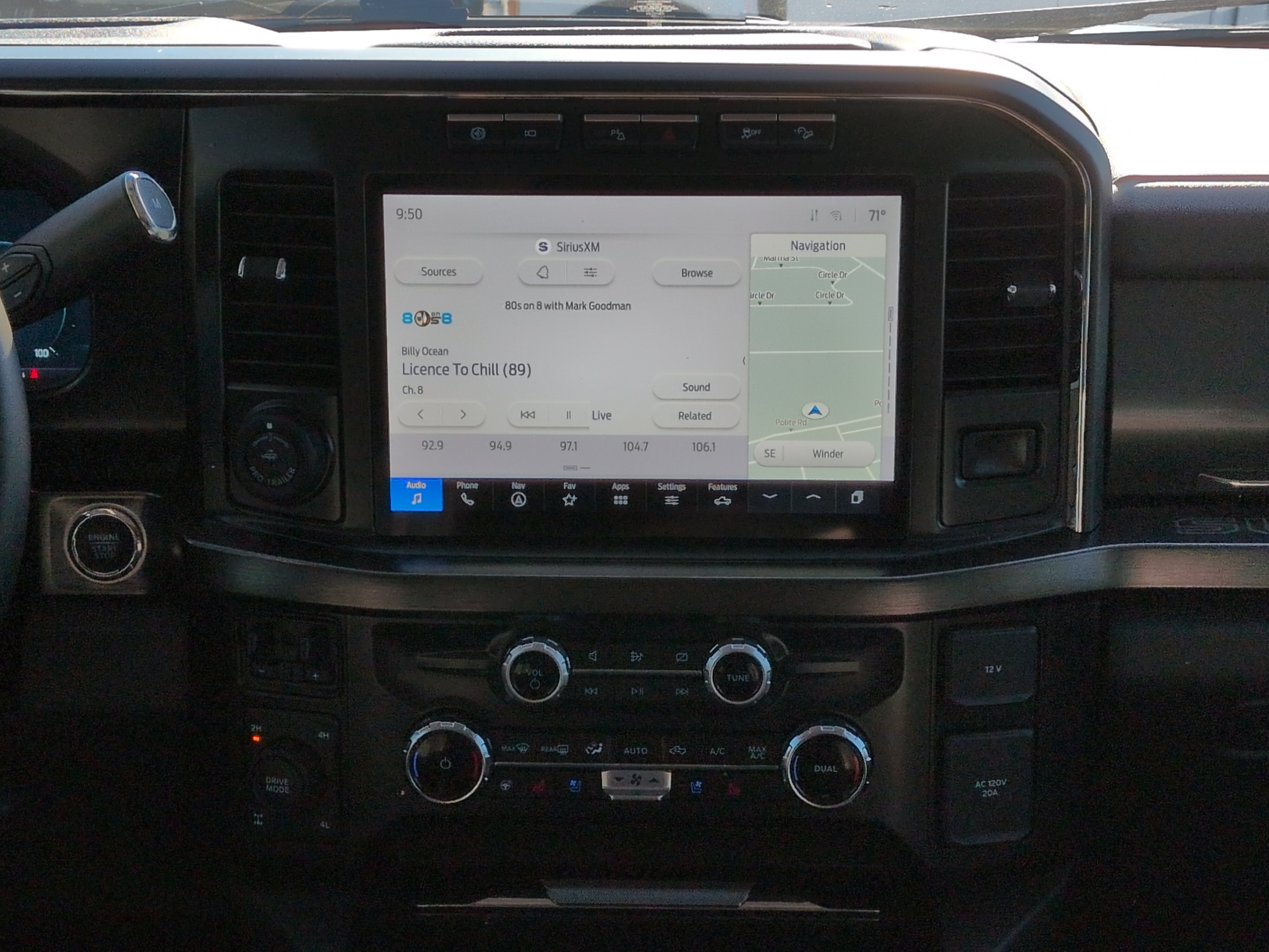 Used 2024 Ford F250 Lariat w/ Lariat Ultimate Package AWD/4WD image 16