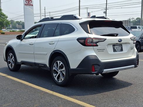 Used 2020 Subaru Outback Touring AWD/4WD image 5