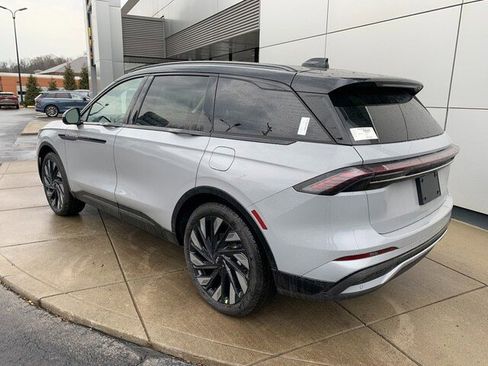 New 2026 Lincoln Nautilus Reserve image 25