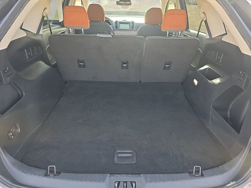 Used 2018 Ford Edge SEL w/ Equipment Group 201A image 11