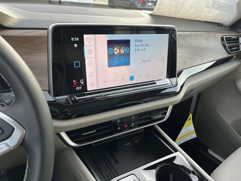 New 2026 Volkswagen Atlas SE FWD image 24