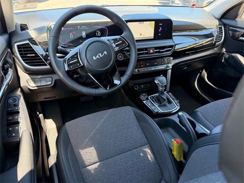 New 2026 Kia Seltos S image 5