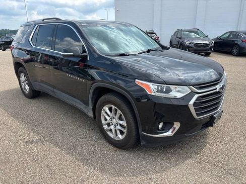 Used 2018 Chevrolet Traverse LT AWD/4WD image 2