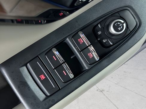 New 2025 Subaru Forester Limited image 20