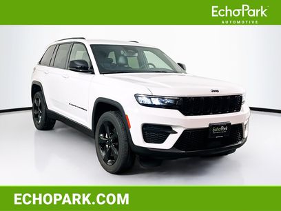 Used 2023 Jeep Grand Cherokee Altitude