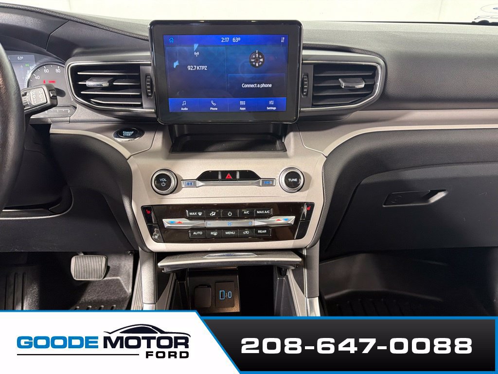 Used 2023 Ford Explorer XLT w/ Equipment Group 202A AWD/4WD image 15