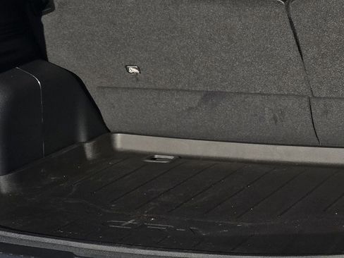 Used 2025 Honda CR-V Sport-L image 9