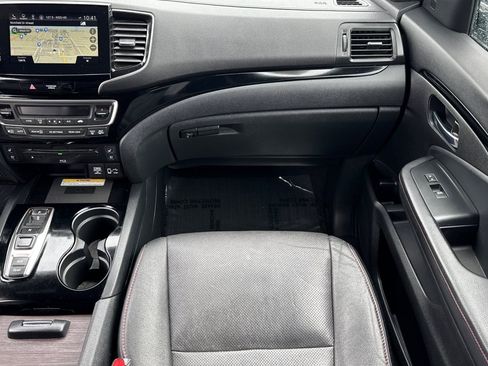 Used 2022 Honda Pilot Black Edition image 30
