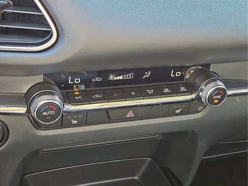 New 2025 MAZDA CX-30 AWD 2.5 S w/ Preferred Package image 26