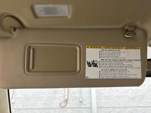 Used 2022 Toyota 4Runner Limited AWD/4WD image 29
