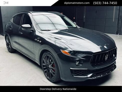Used 2022 Maserati Levante GT AWD/4WD image 9