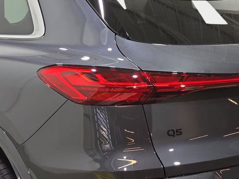 New 2025 Audi Q5 Prestige image 35
