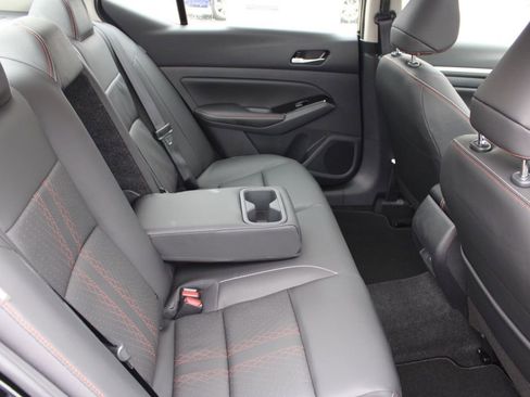 New 2025 Nissan Altima 2.5 SR image 15