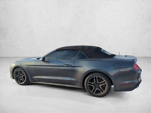 Used 2018 Ford Mustang Premium w/ Equipment Group 201A RWD image 5