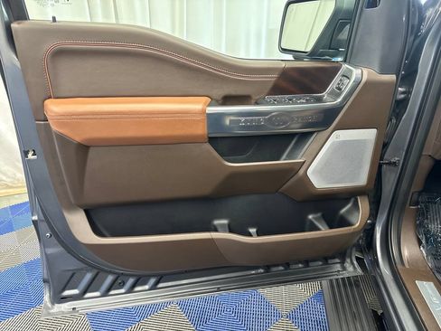 Used 2025 Ford F150 King Ranch AWD/4WD image 11