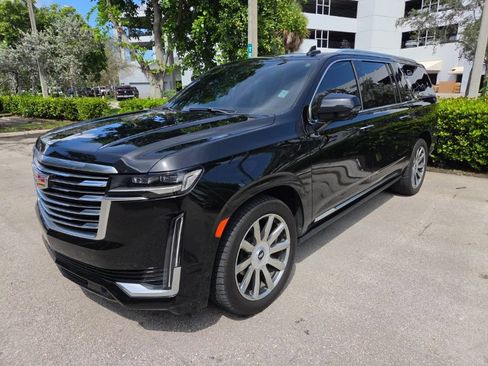 Used 2022 Cadillac Escalade ESV Premium Luxury Platinum AWD/4WD image 8