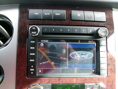 Used 2013 Ford Expedition EL King Ranch image 26