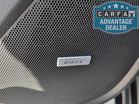 Used 2023 Chevrolet Traverse RS image 18