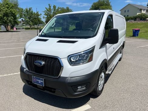 Used 2023 Ford Transit 250 Low Roof w/ Exterior Upgrade Package RWD image 4