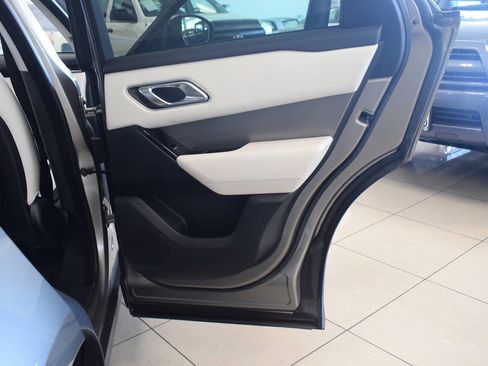Used 2018 Land Rover Range Rover Velar S AWD/4WD image 68