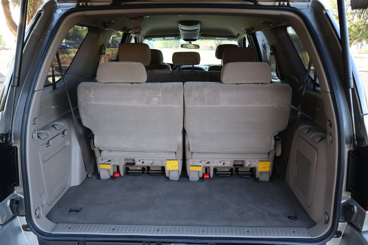 Used 2001 Toyota Sequoia SR5 AWD/4WD image 14