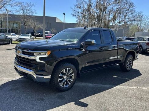 Used 2023 Chevrolet Silverado 1500 LT image 8