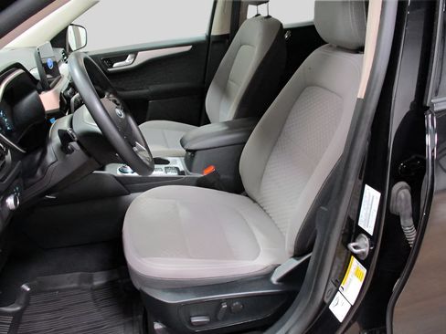 Used 2020 Ford Escape SE AWD/4WD image 10