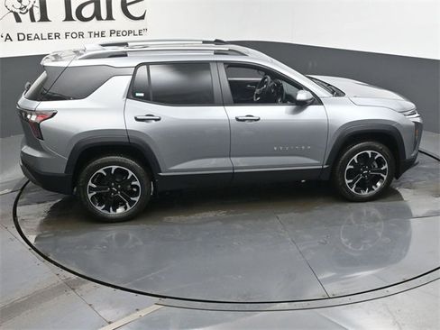 New 2026 Chevrolet Equinox LT image 17