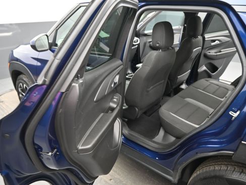Used 2023 Chevrolet TrailBlazer LT w/ Convenience Package image 13