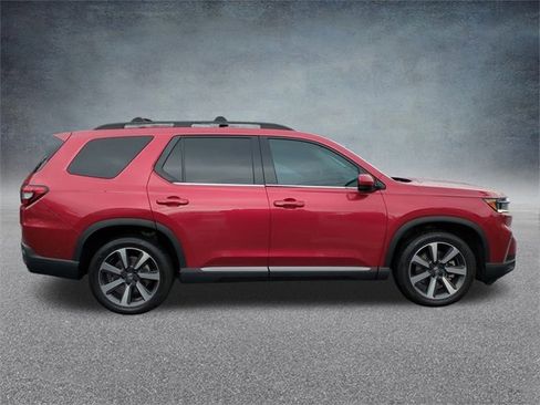 Used 2023 Honda Pilot Elite image 10