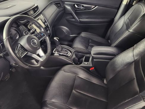 Used 2019 Nissan Rogue SL AWD/4WD image 13