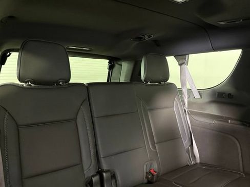 Used 2023 GMC Yukon XL Denali RWD image 31