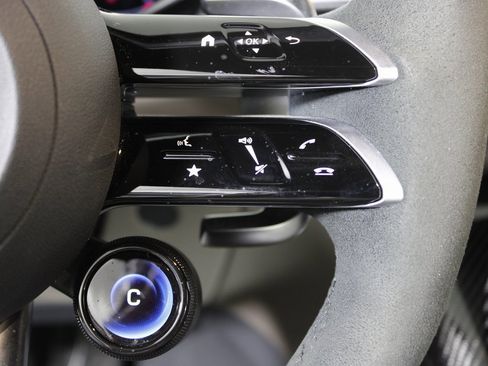 Certified 2024 Mercedes-Benz AMG GT 63 image 21